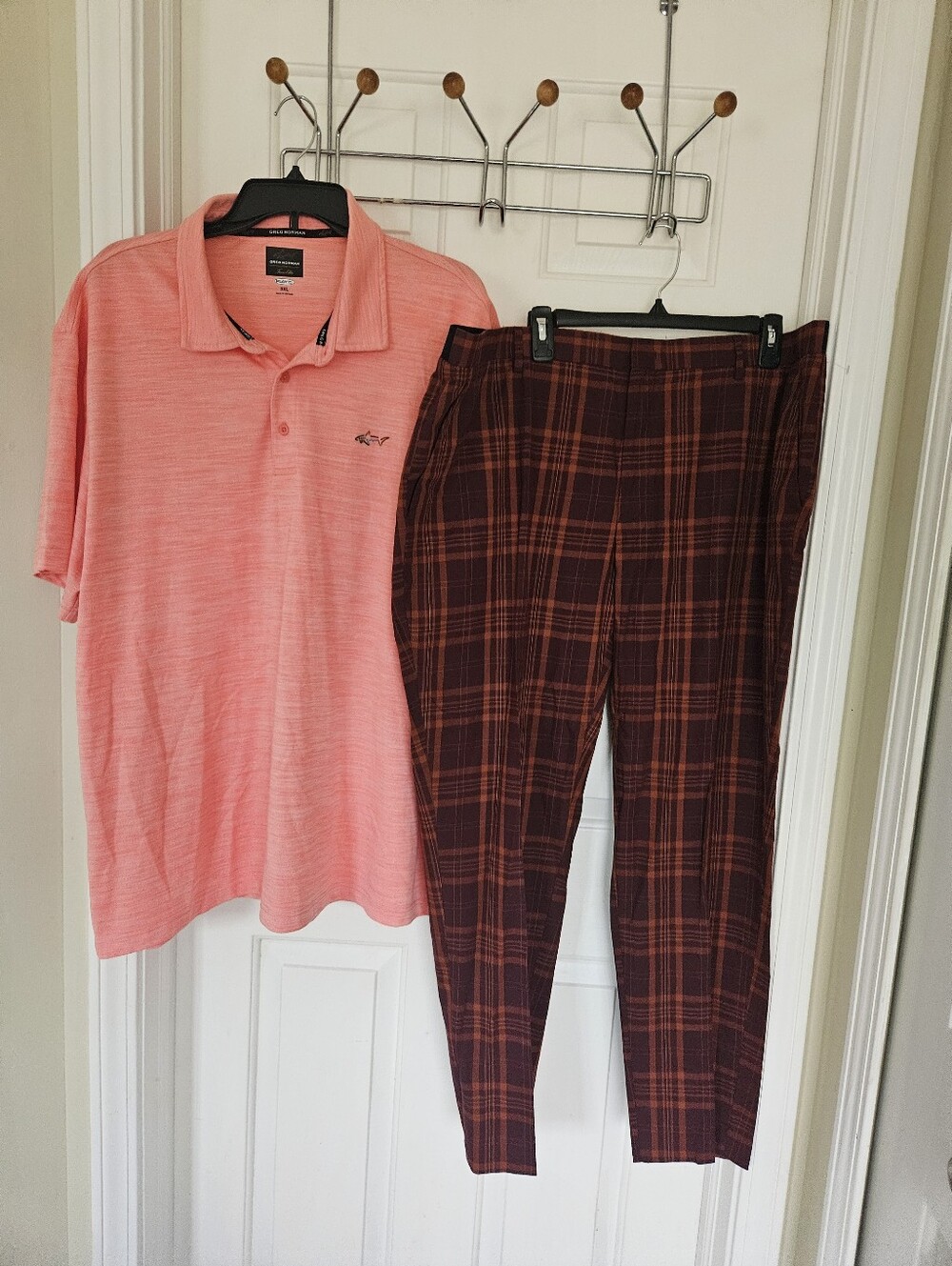 Mens Coral Polo Style Top with Plaid Burgundy Capri Pants